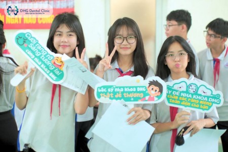 Cười rạng rỡ - Sáng tương lai cùng DHG Dental Clinic